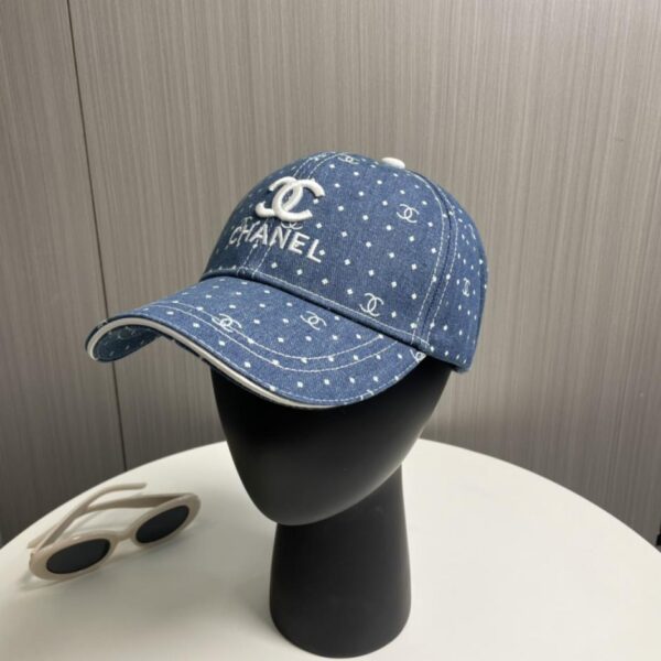 replica,repliche,fake,1:1,earrings,bracelet,ring,jewelry Cappello da baseball in denim lavato nuovo di Chanel