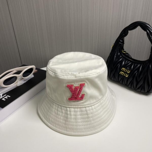 replica,repliche,fake,1:1,earrings,bracelet,ring,jewelry Nuovo berretto da baseball unisex di Louis Vuitton
