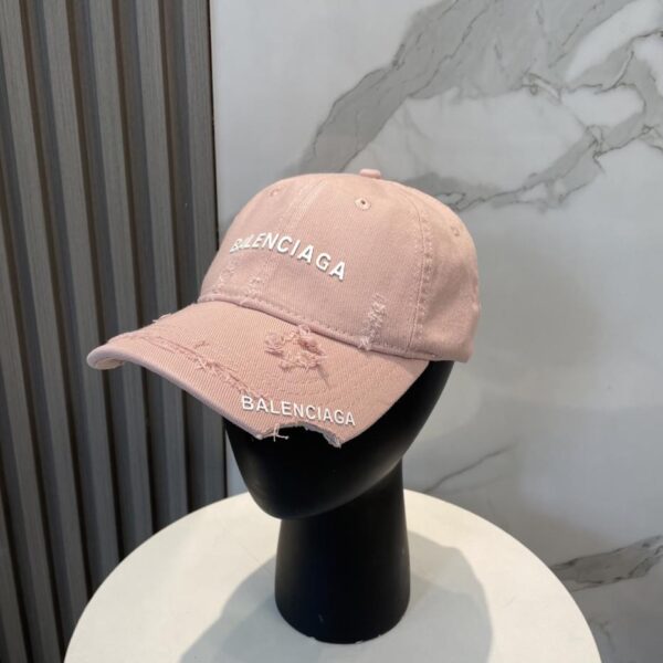 replica,repliche,fake,1:1,earrings,bracelet,ring,jewelry Cappellino da baseball con nuovo logo BALENCIAGA, stesso stile per uomo e donna