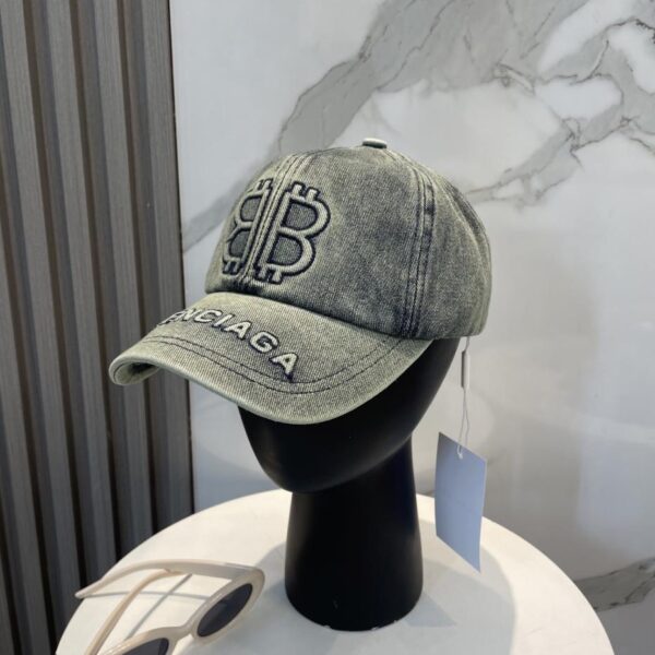 replica,repliche,fake,1:1,earrings,bracelet,ring,jewelry BALENCIAGA nuovo berretto da baseball in denim lavato, stesso stile per uomo e donna