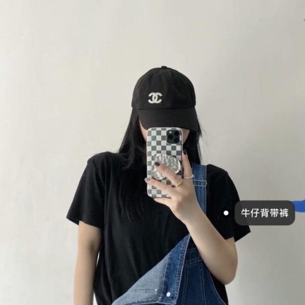 replica,repliche,fake,1:1,earrings,bracelet,ring,jewelry Cappellino da baseball CHANEL versione alta logo classico e semplice