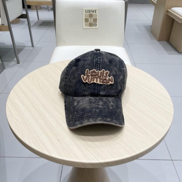 replica,repliche,fake,1:1,earrings,bracelet,ring,jewelry Nuovo berretto da baseball unisex di Louis Vuitton