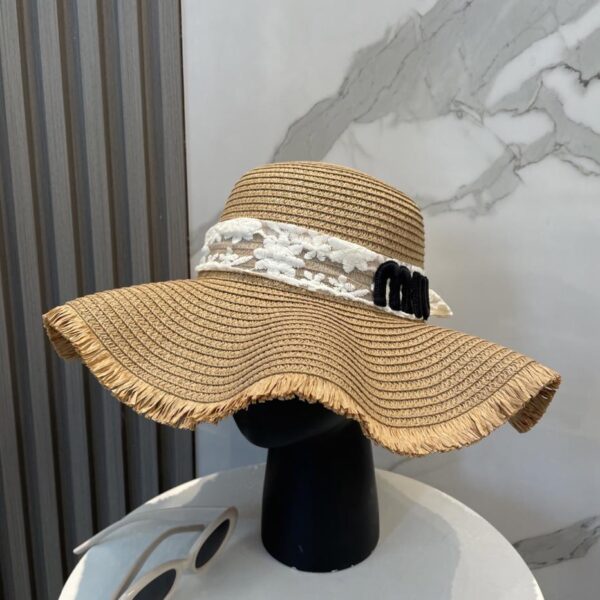 replica,repliche,fake,1:1,earrings,bracelet,ring,jewelry Nuovo cappello di paglia di Miu Miu