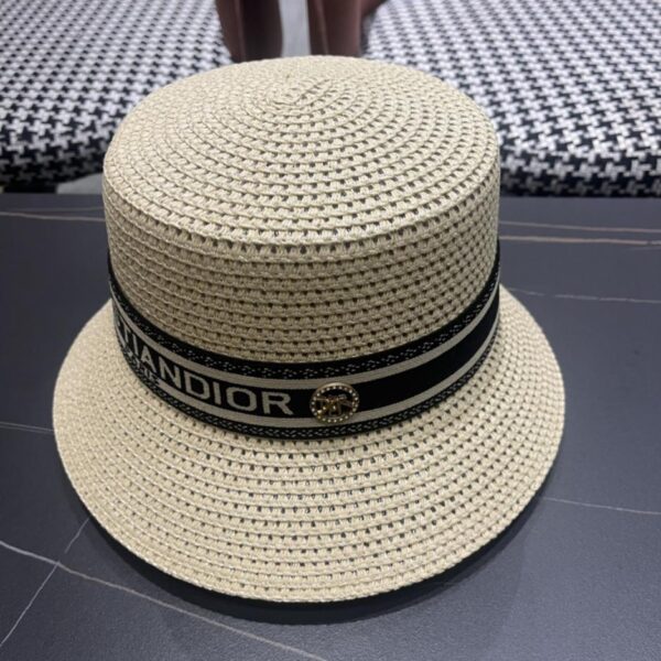 replica,repliche,fake,1:1,earrings,bracelet,ring,jewelry Il nuovo cappello da sole in paglia di DIOR