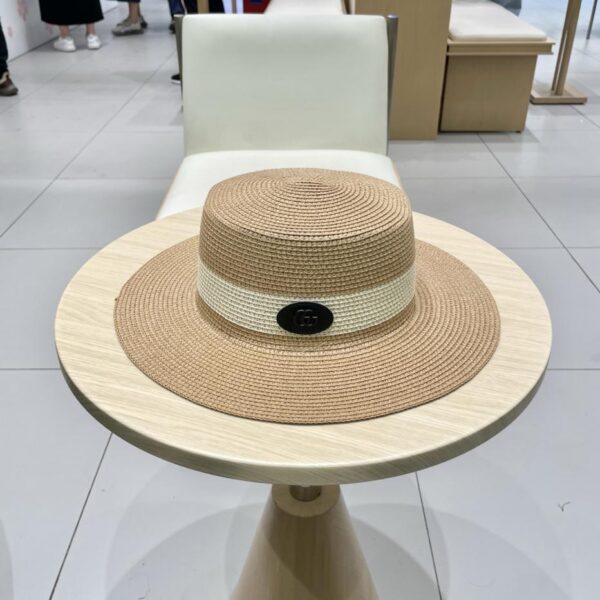replica,repliche,fake,1:1,earrings,bracelet,ring,jewelry Nuovo cappello di paglia flat top di Gucci