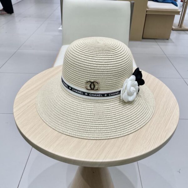 replica,repliche,fake,1:1,earrings,bracelet,ring,jewelry Cappello da sole Chanel in paglia di camelia