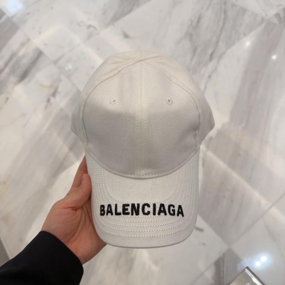 replica,repliche,fake,1:1,earrings,bracelet,ring,jewelry Nuovo cappello da pescatore parasole Balenciaga replica,repliche,fake,1:1,earrings,bracelet,ring,jewelry Nuovo cappello da pescatore parasole Balenciaga
