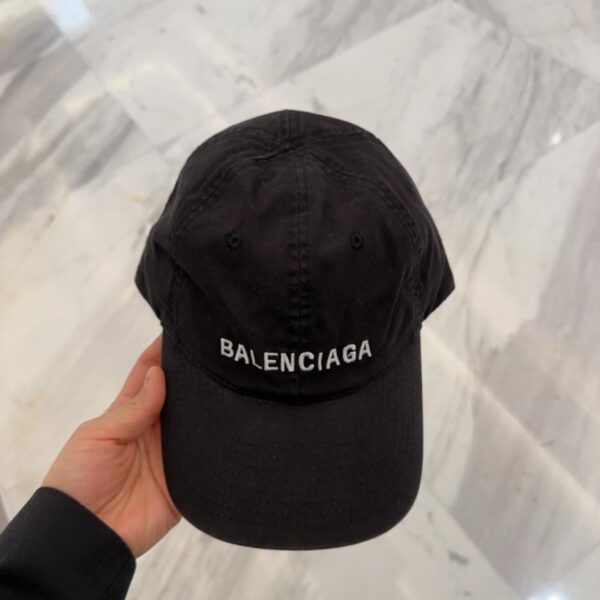 Nuovo cappello da pescatore parasole Balenciaga