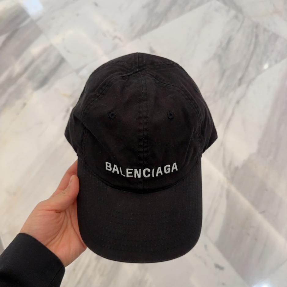 replica,repliche,fake,1:1,earrings,bracelet,ring,jewelry Nuovo cappello da pescatore parasole Balenciaga replica,repliche,fake,1:1,earrings,bracelet,ring,jewelry Nuovo cappello da pescatore parasole Balenciaga