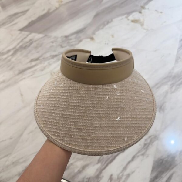 Cappello a cilindro vuoto in stile celebrità di lusso leggero Miu Miu