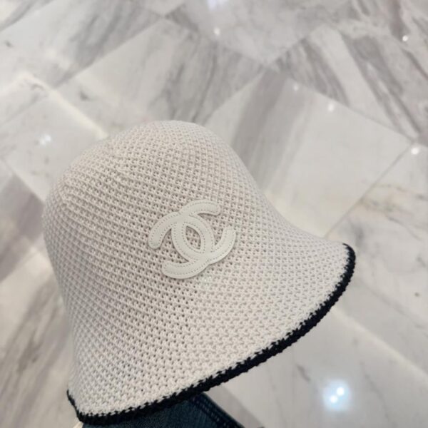 replica,repliche,fake,1:1,earrings,bracelet,ring,jewelry Cappello da pescatore autunno e inverno Chanel Cappello da bacino alla moda per protezione solare da donna