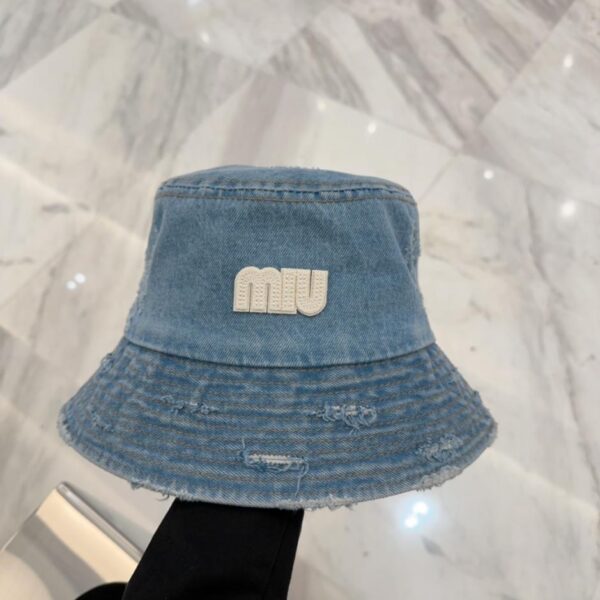 replica,repliche,fake,1:1,earrings,bracelet,ring,jewelry Cappello da pescatore giornaliero per ragazze Miu Miu
