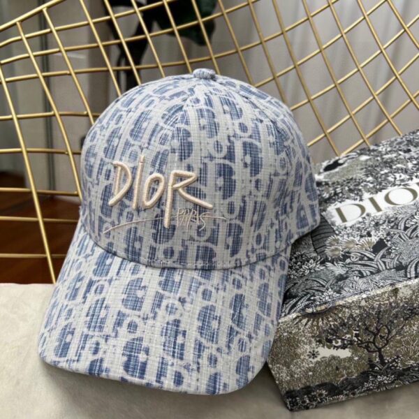 replica,repliche,fake,1:1,earrings,bracelet,ring,jewelry Cappello con visiera Dior