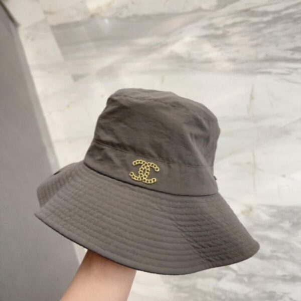 replica,repliche,fake,1:1,earrings,bracelet,ring,jewelry Cappello a secchiello Chanel
