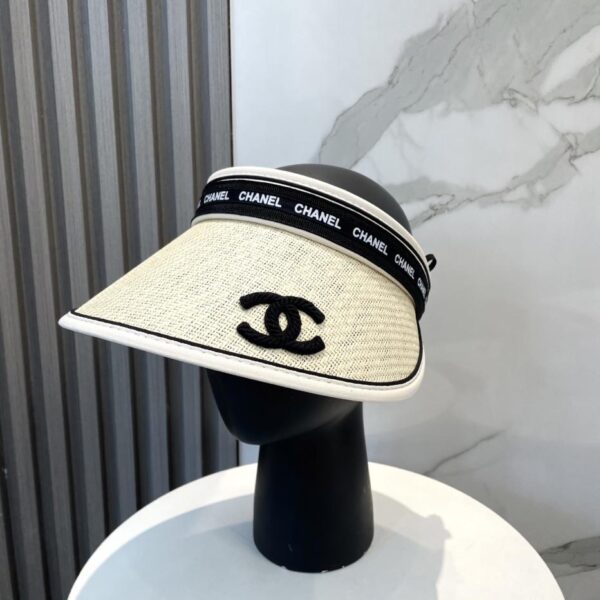 replica,repliche,fake,1:1,earrings,bracelet,ring,jewelry Cappello a cilindro vuoto con visiera nuova Chanel