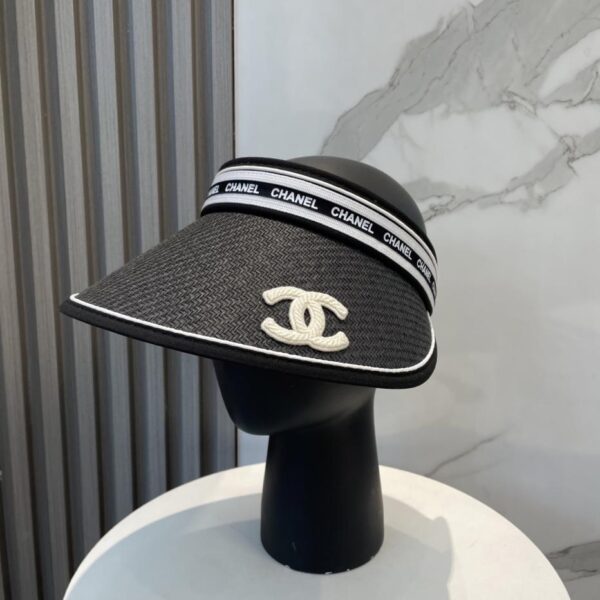 replica,repliche,fake,1:1,earrings,bracelet,ring,jewelry Cappello a cilindro vuoto con visiera nuova Chanel