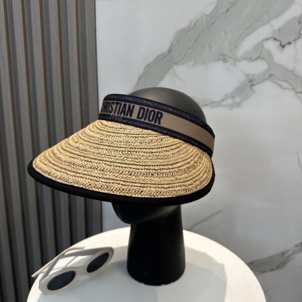 replica,repliche,fake,1:1,earrings,bracelet,ring,jewelry Nuovo cappello con fascia superiore cava con visiera DIOR