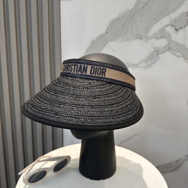 replica,repliche,fake,1:1,earrings,bracelet,ring,jewelry Nuovo cappello con fascia superiore cava con visiera DIOR