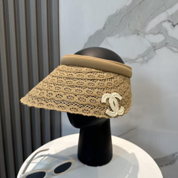 replica,repliche,fake,1:1,earrings,bracelet,ring,jewelry Il nuovo esclusivo piccolo cappello da sole profumato di Chanel con fascia cava
