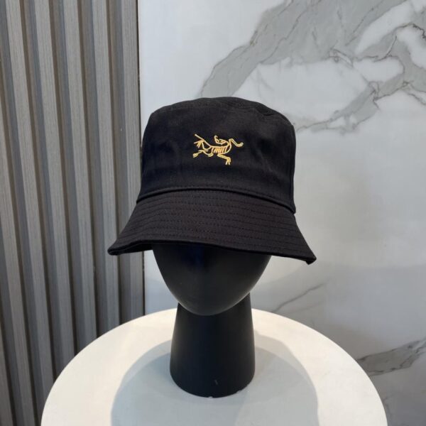 replica,repliche,fake,1:1,earrings,bracelet,ring,jewelry Nuovo cappello da pescatore sincronizzato con contatore di ricamo Arcteryx
