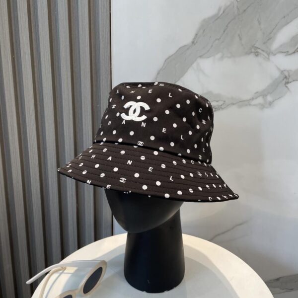 replica,repliche,fake,1:1,earrings,bracelet,ring,jewelry CHANEL nuova versione alta cappello da pescatore con logo semplice ricamato