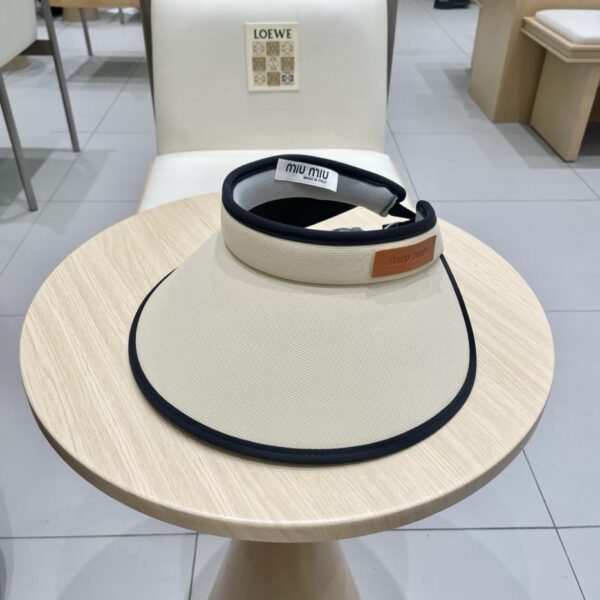 replica,repliche,fake,1:1,earrings,bracelet,ring,jewelry Cappello estivo di Miu Miu