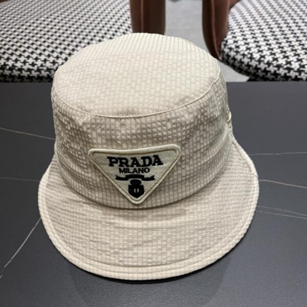 replica,repliche,fake,1:1,earrings,bracelet,ring,jewelry Nuovo cappello da pescatore Prada con coulisse