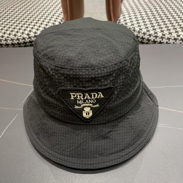 replica,repliche,fake,1:1,earrings,bracelet,ring,jewelry Nuovo cappello da pescatore Prada con coulisse