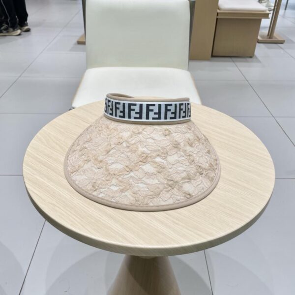 replica,repliche,fake,1:1,earrings,bracelet,ring,jewelry FENDI cappello a cilindro vuoto decorativo ultrafine primaverile ed estivo
