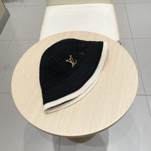 replica,repliche,fake,1:1,earrings,bracelet,ring,jewelry Cappello da bacino Louis Vuitton lavorato a mano