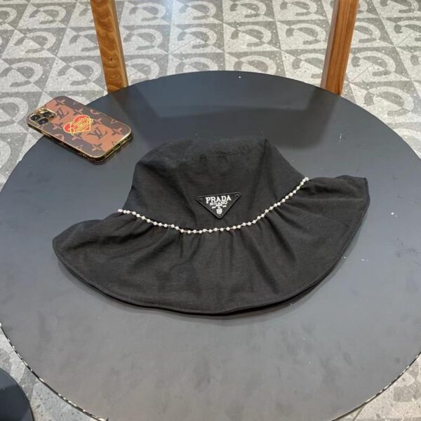 replica,repliche,fake,1:1,earrings,bracelet,ring,jewelry Prada nuovo cappello a secchiello di inizio primavera, stile classico sia per uomo che per donna