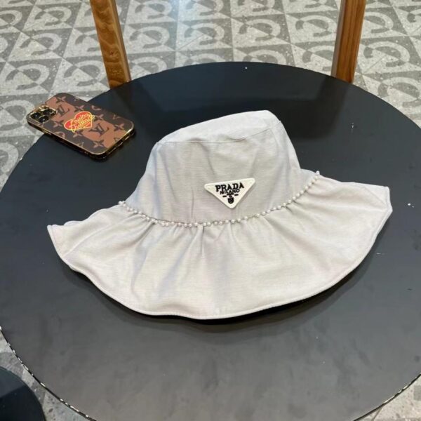 replica,repliche,fake,1:1,earrings,bracelet,ring,jewelry Prada nuovo cappello a secchiello di inizio primavera, stile classico sia per uomo che per donna