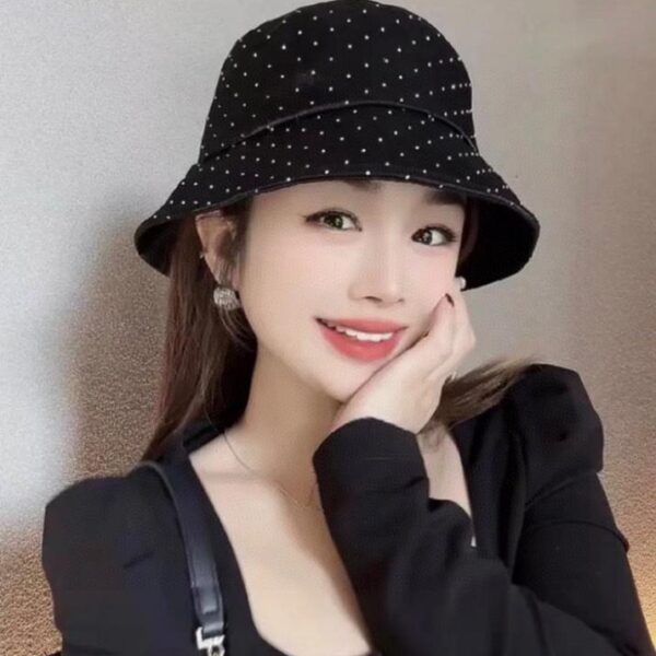 replica,repliche,fake,1:1,earrings,bracelet,ring,jewelry Cappello a secchiello Louis Vuitton in stile coreano con strass per donna primavera ed estate