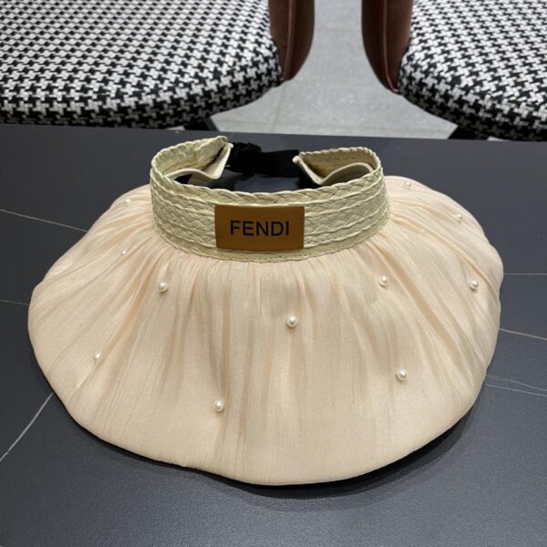 replica,repliche,fake,1:1,earrings,bracelet,ring,jewelry Cappello da sole da donna a tesa larga in stile coreano Fendi con cappello a cilindro cavo di perle
