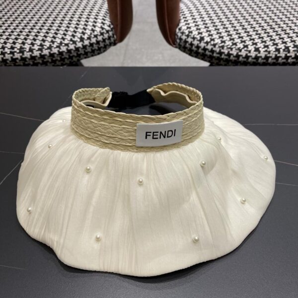 replica,repliche,fake,1:1,earrings,bracelet,ring,jewelry Cappello da sole da donna a tesa larga in stile coreano Fendi con cappello a cilindro cavo di perle
