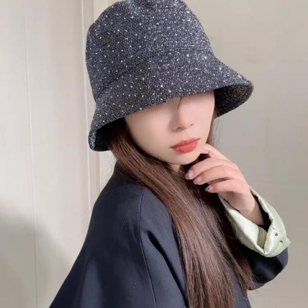 replica,repliche,fake,1:1,earrings,bracelet,ring,jewelry Fendi primavera e autunno nuovo cappello a secchiello con strass