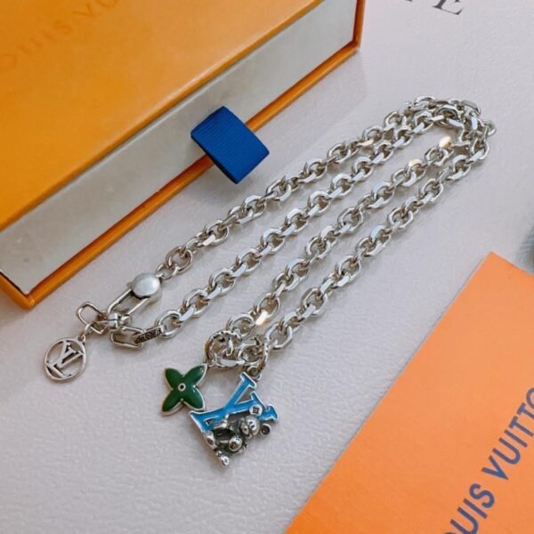 replica,repliche,fake,1:1,earrings,bracelet,ring,jewelry Collana Louis Vuitton RW originale, nuova, stile retrò, coppia, rock punk, stile tailandese in argento (LGUI5)