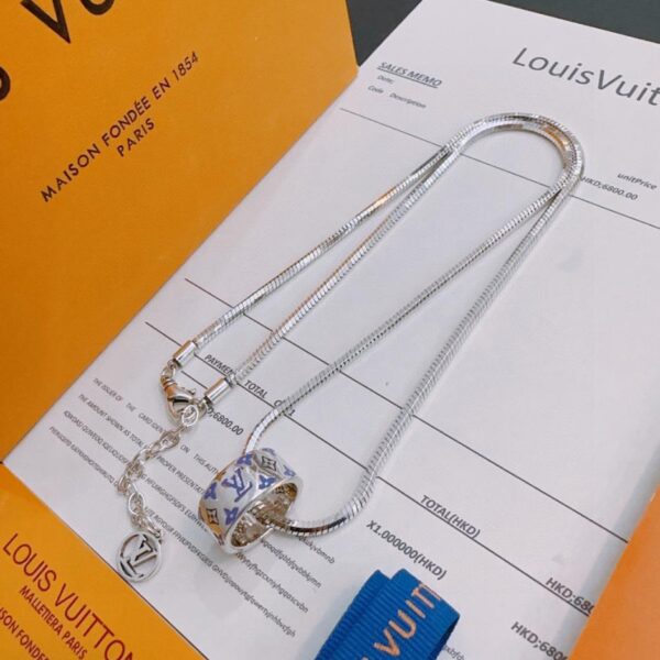 replica,repliche,fake,1:1,earrings,bracelet,ring,jewelry Collana Louis Vuitton RW originale, nuova, stile retrò, coppia, rock punk, stile tailandese in argento (YJR42)