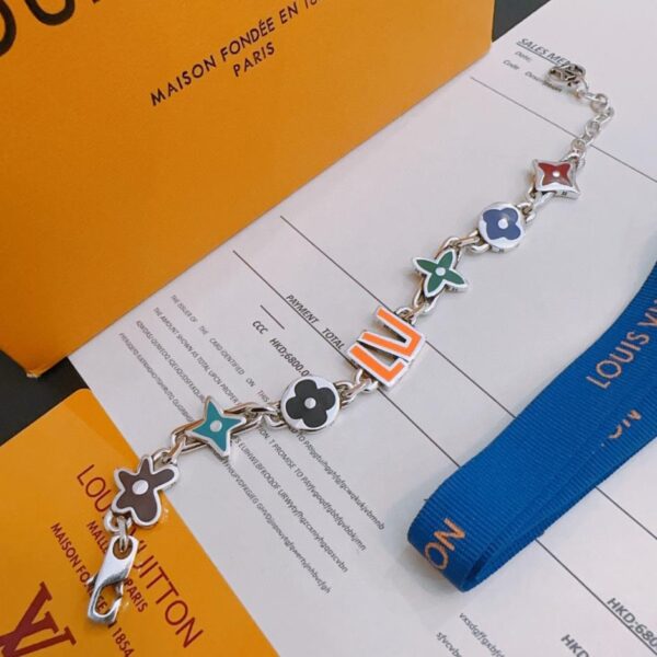 replica,repliche,fake,1:1,earrings,bracelet,ring,jewelry Bracciale Louis Vuitton RW Original Counter Nuovo Stile Retro Coppia Rock Punk Stile Argento Thailandese (WE8MW)
