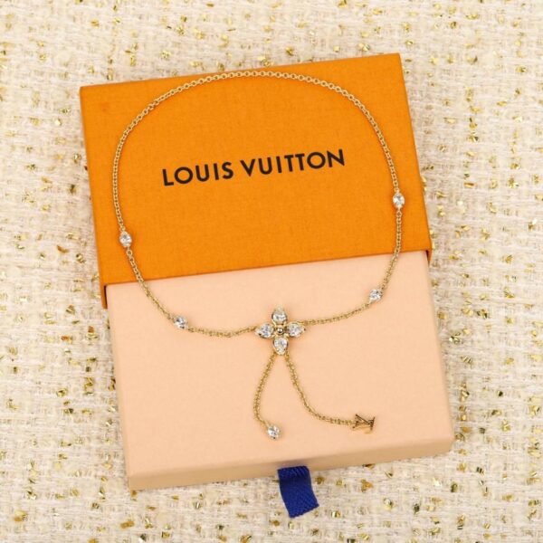 replica,repliche,fake,1:1,earrings,bracelet,ring,jewelry Collana LV quadrifoglio nuovo modello (KH4PG)