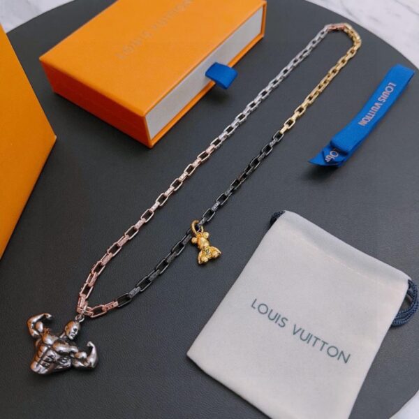 replica,repliche,fake,1:1,earrings,bracelet,ring,jewelry Collana Louis Vuitton RW originale da banco, nuova, modello retrò da coppia, rock punk, stile tailandese in argento (X8D7E)