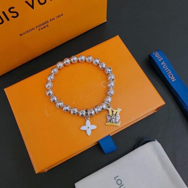 Bracciale Louis Vuitton RW Original Counter Nuovo Stile Retro Coppia Rock Punk Stile Argento Thailandese (OVIAE)