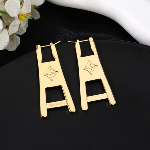 replica,repliche,fake,1:1,earrings,bracelet,ring,jewelry Nuovi orecchini LV (0N5CI)