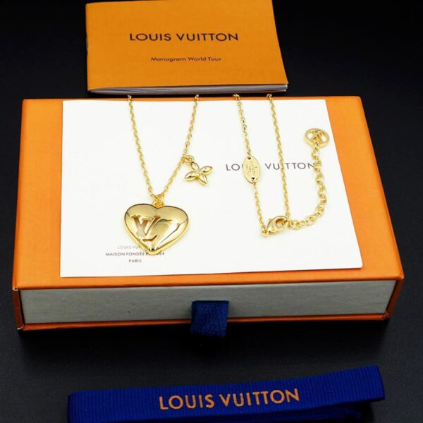 replica,repliche,fake,1:1,earrings,bracelet,ring,jewelry Collana LV con cuore fiorito per San Valentino (JRAVJ)