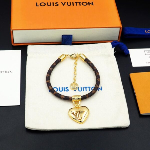 replica,repliche,fake,1:1,earrings,bracelet,ring,jewelry Nuovo bracciale BloomingHeart di LV per San Valentino (L8S1Q)