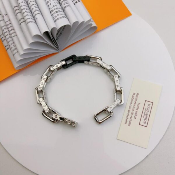 replica,repliche,fake,1:1,earrings,bracelet,ring,jewelry Bracciale LV MONOGRAM CHAIN ​​(549L5)