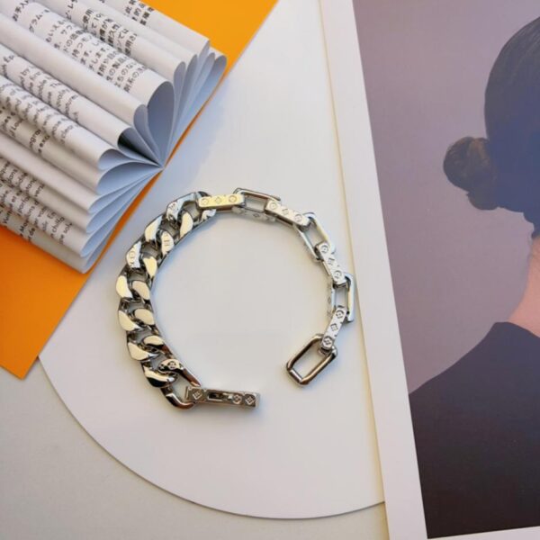 replica,repliche,fake,1:1,earrings,bracelet,ring,jewelry Bracciale a catena LV Damier (1IN1E)