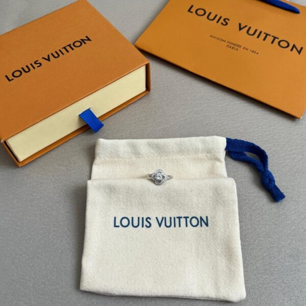 Nuovo anello Louis Vuitton (4TYRJ)