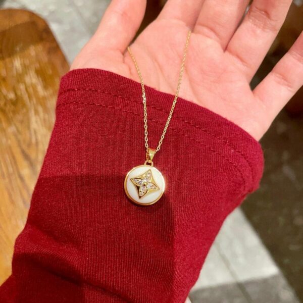 replica,repliche,fake,1:1,earrings,bracelet,ring,jewelry Collana con motivo classico LOUIS VUITTON (33A5I)