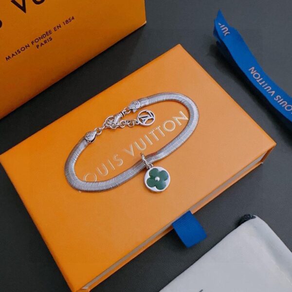 replica,repliche,fake,1:1,earrings,bracelet,ring,jewelry Bracciale Louis Vuitton RW Original Counter Nuovo Stile Retro Coppia Rock Punk Stile Thai Argento (SAWZT)